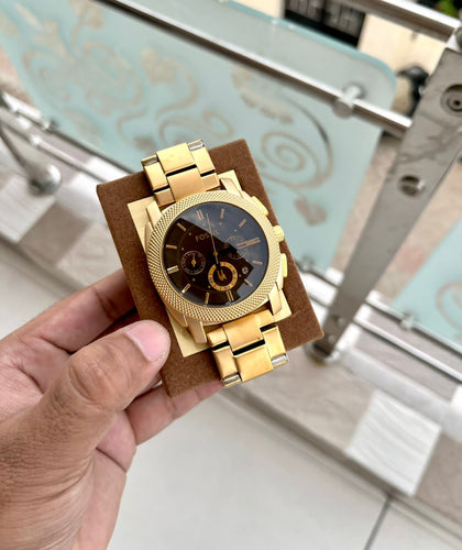 Fl FS 4682 Golden Timepiece For Men
