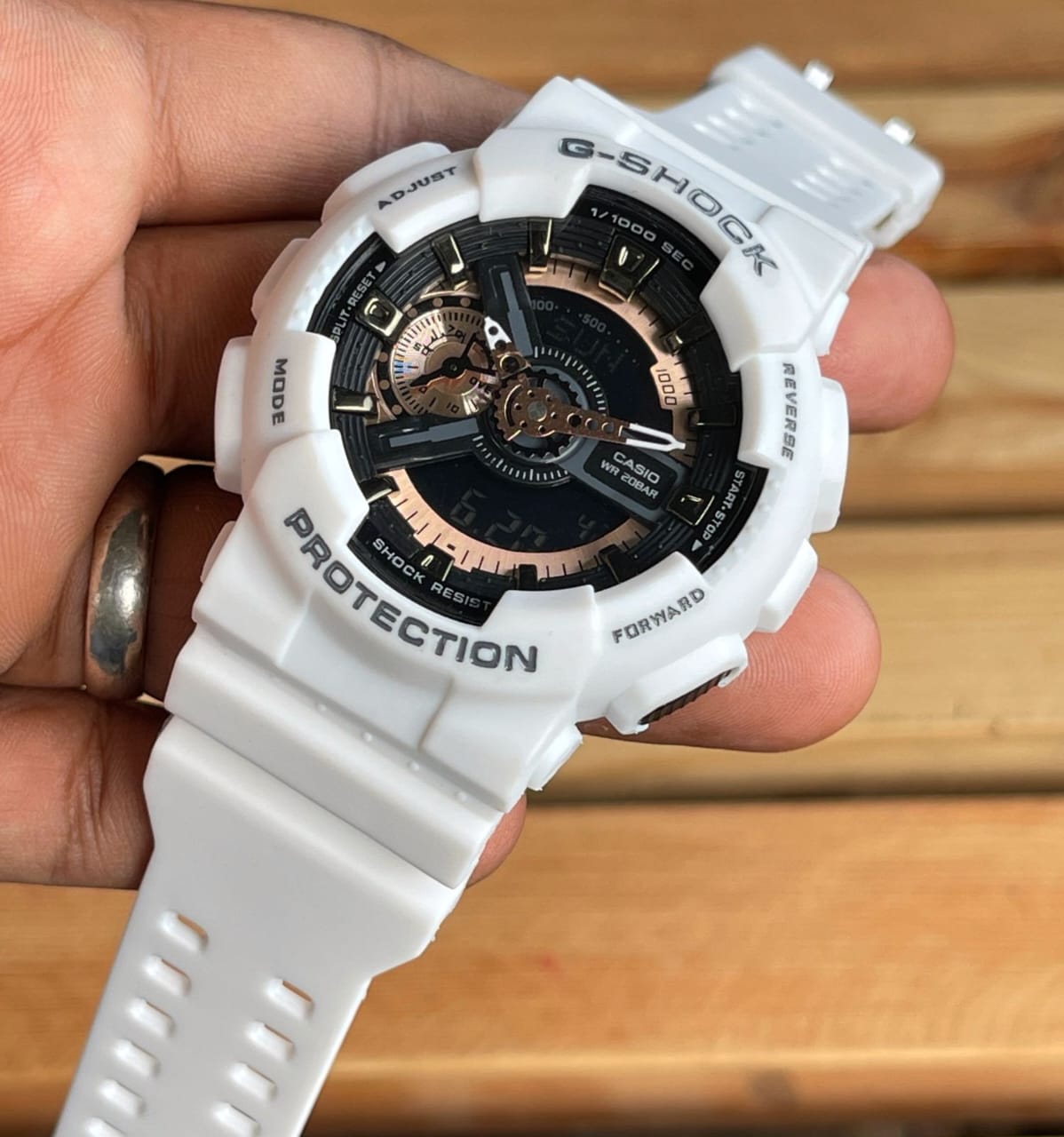 GS White Ga 110 Unisex Collection